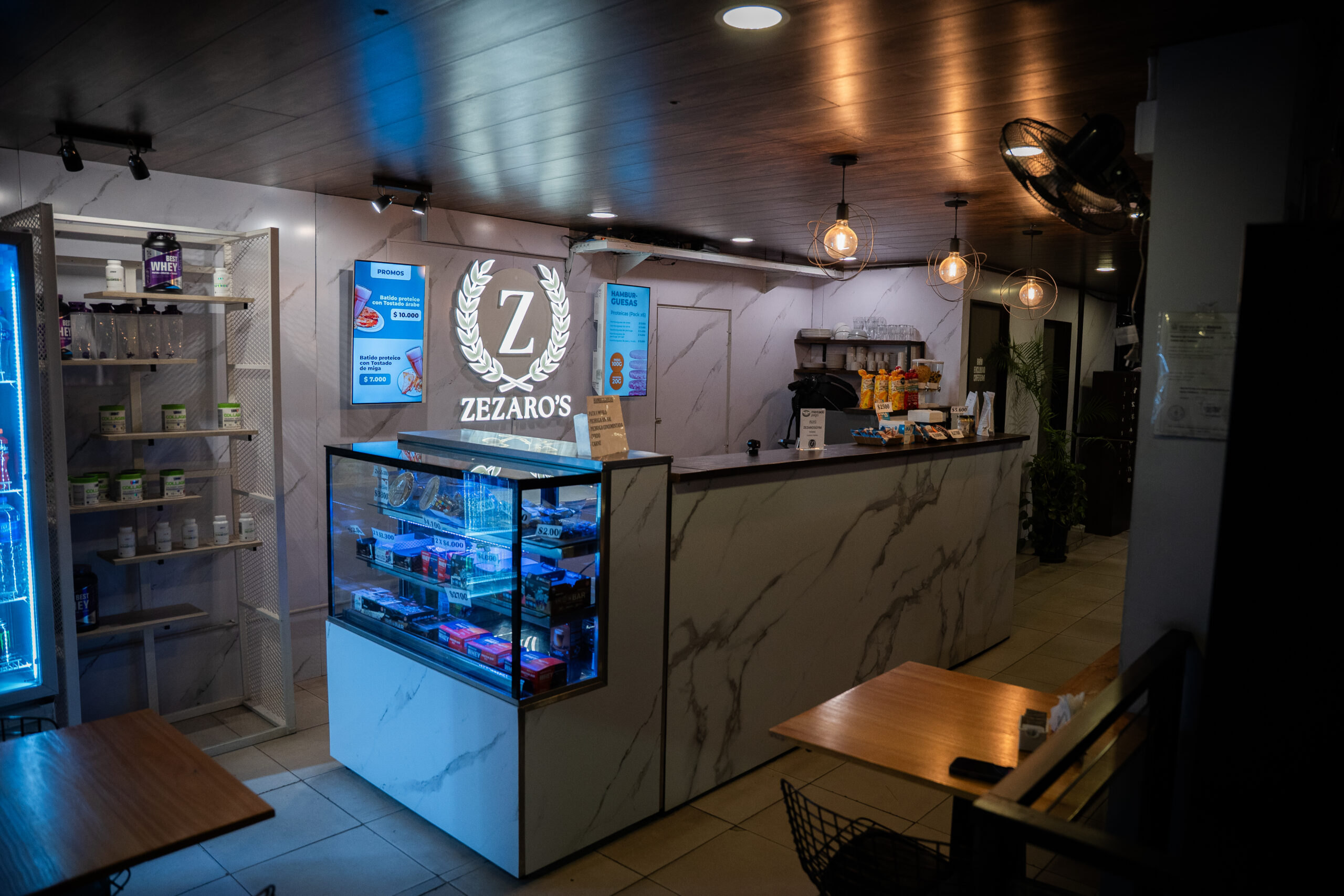 Cafetería exclusiva para socios de Zezaro's